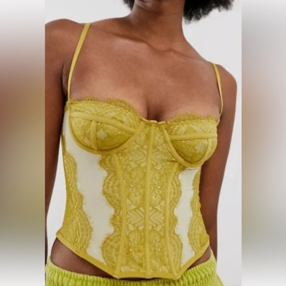 Urban Outfitters Corset style bodice chartreuse Lacey festival fairy whimsical M